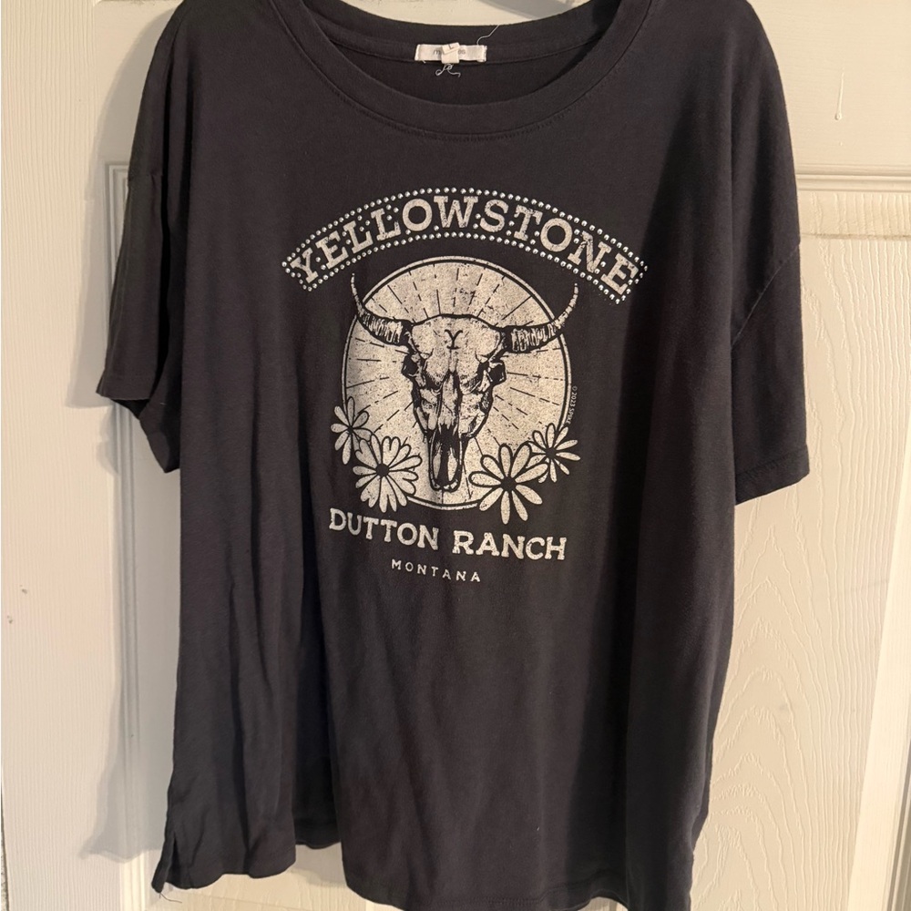 Maurices Charcoal Graphic Tee
